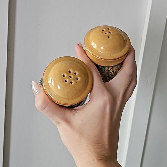 Vintage Handmade Ceramic Spice Jars with Lids – Rustic Stoneware Kitchen Caniste - Picture 4 of 4